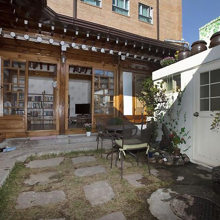 Vine Hanok Guesthouse Seul Zewnętrze zdjęcie