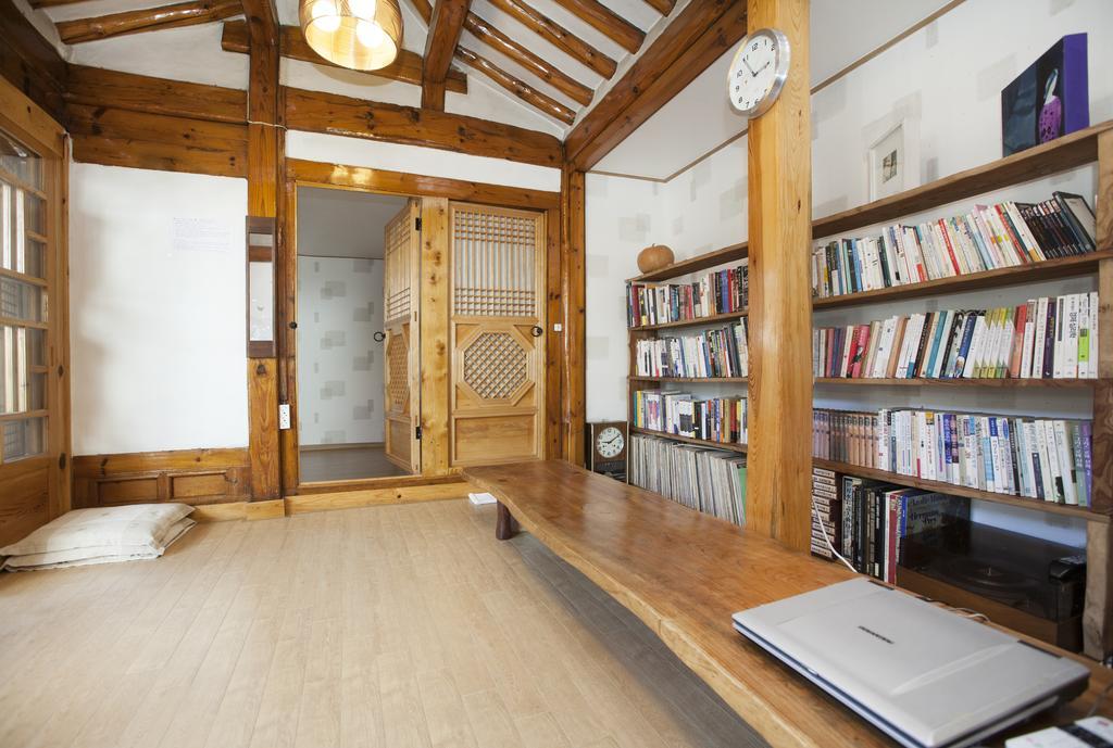 Vine Hanok Guesthouse Seul Zewnętrze zdjęcie